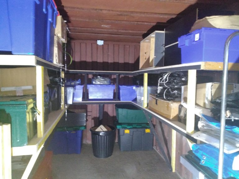 Rangements containers Stéréoluxe