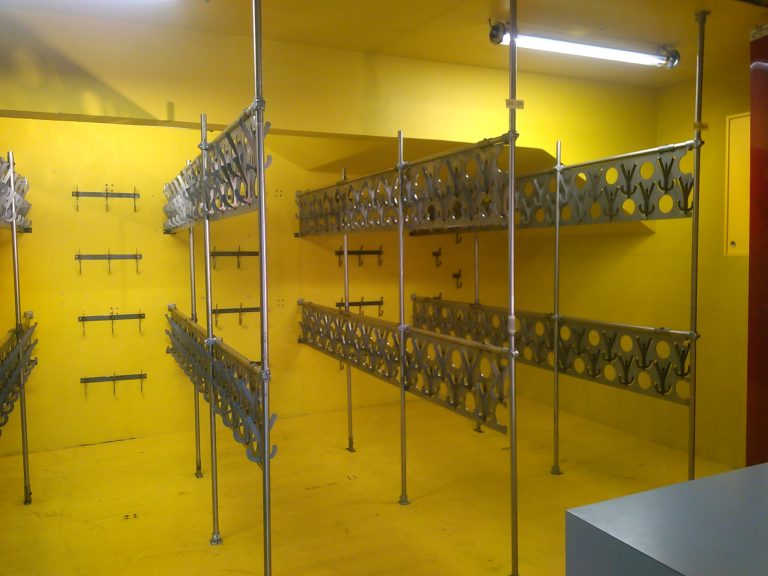 Vestiaires acier découpe laser Stéréolux